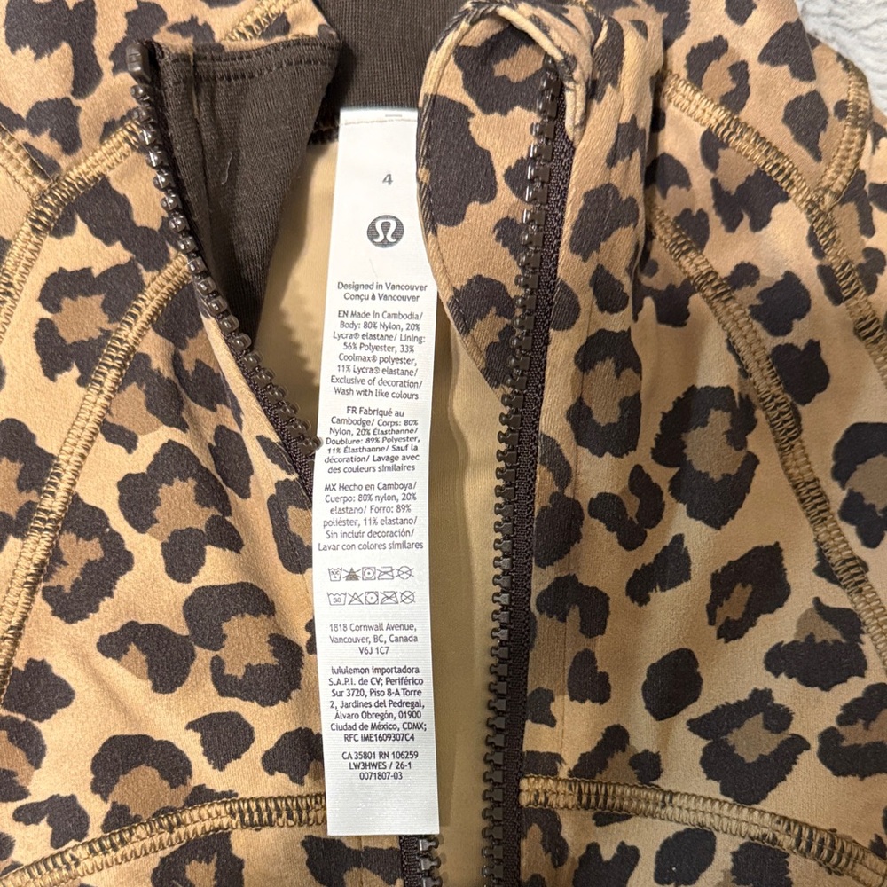 lululemon athletica Leopard Print Jacket in Tan and Dark Brown - Picture 3 of 7